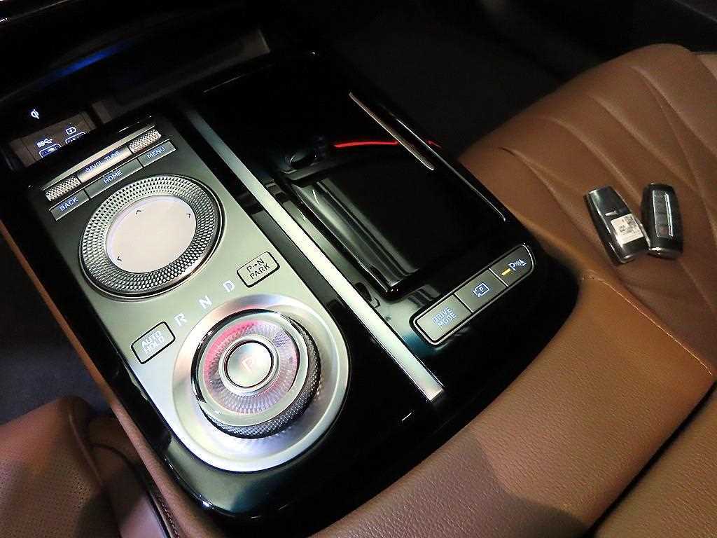 Genesis G80 - Vista 12