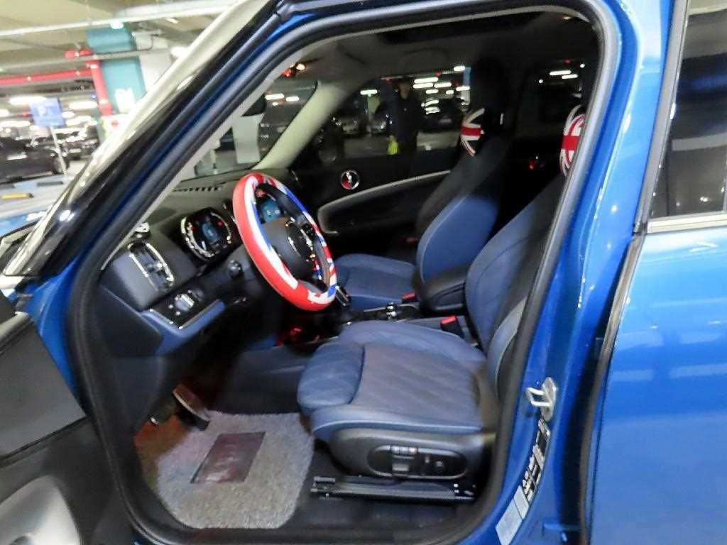 Mini Countryman - Vista 6