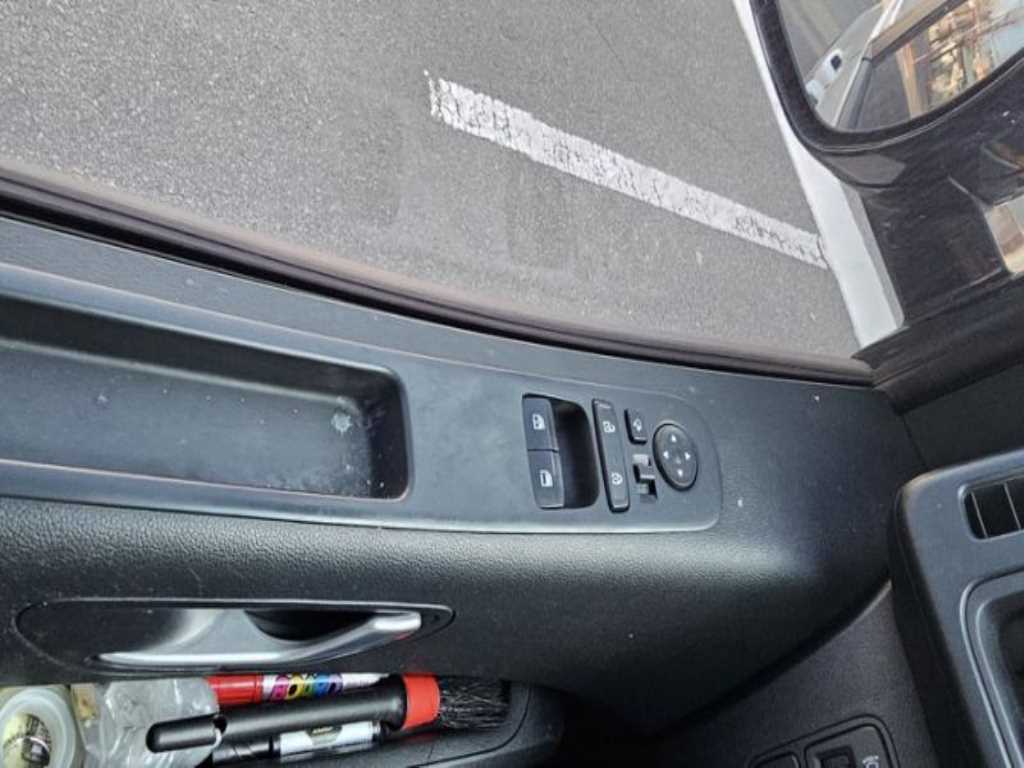 HYUNDAI Staria - Vista 7