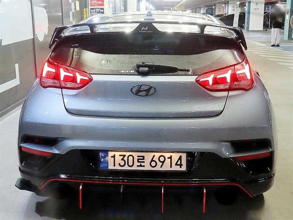 HYUNDAI Veloster - Vista 5