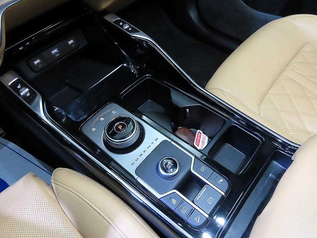 KIA Sorento - Vista 12