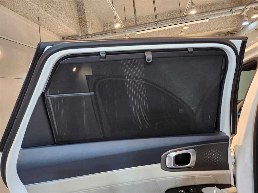 KIA Sorento - Vista 8