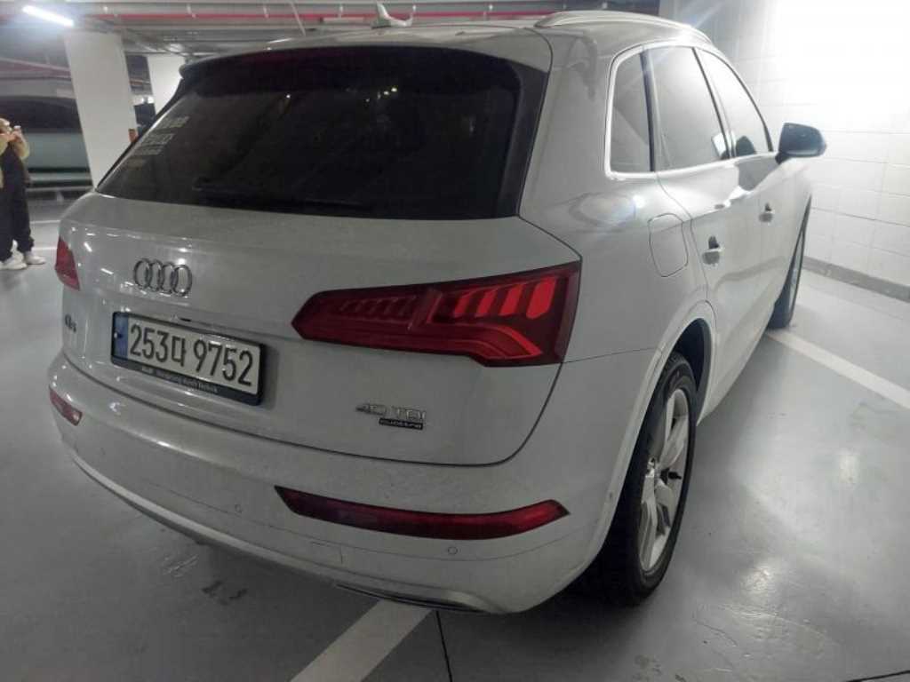 Audi Q5 - Vista 3