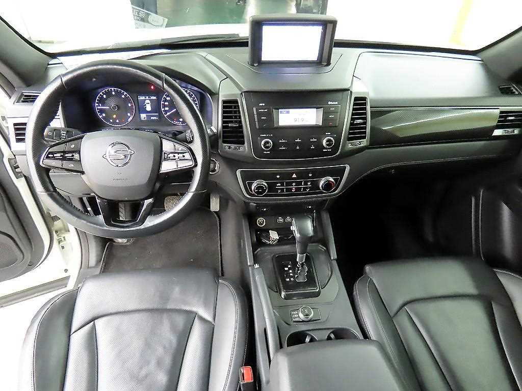 Ssangyong Rexton - Vista 7