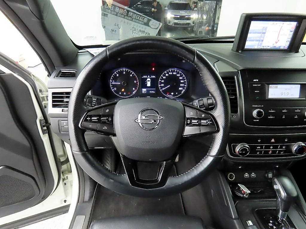 Ssangyong Rexton - Vista 9