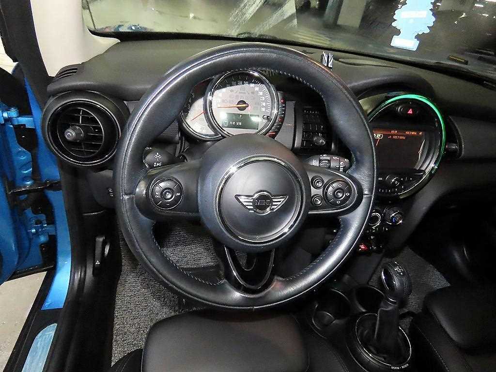 Mini Cooper - Vista 8