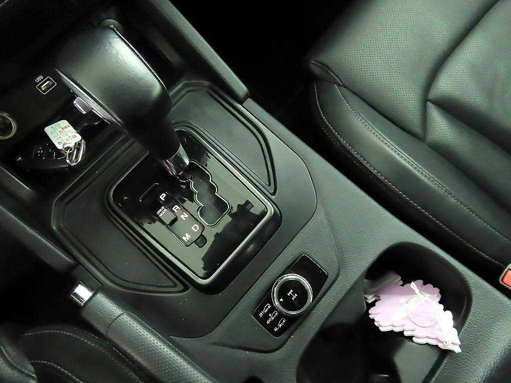 Ssangyong Rexton - Vista 10