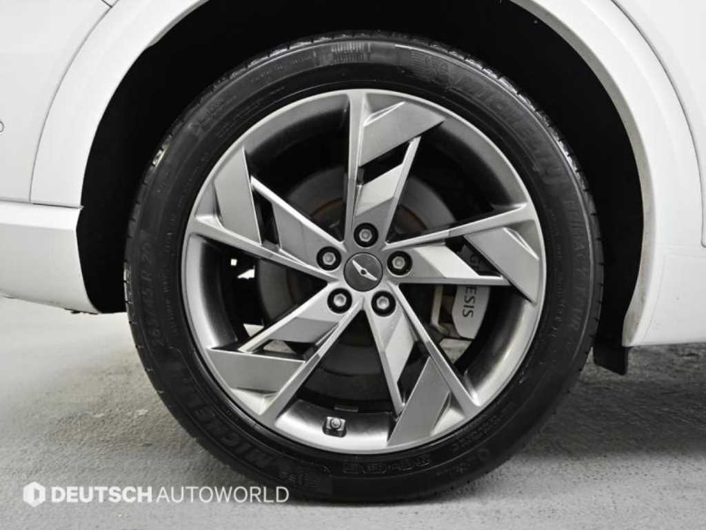 Genesis GV70 - Vista 5