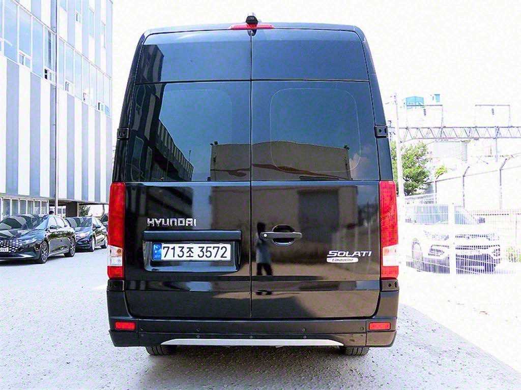 HYUNDAI Solati - Vista 4