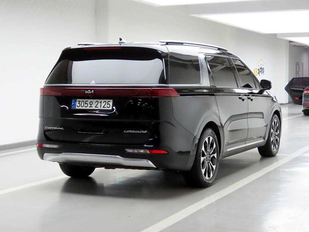 KIA Carnival - Vista 4