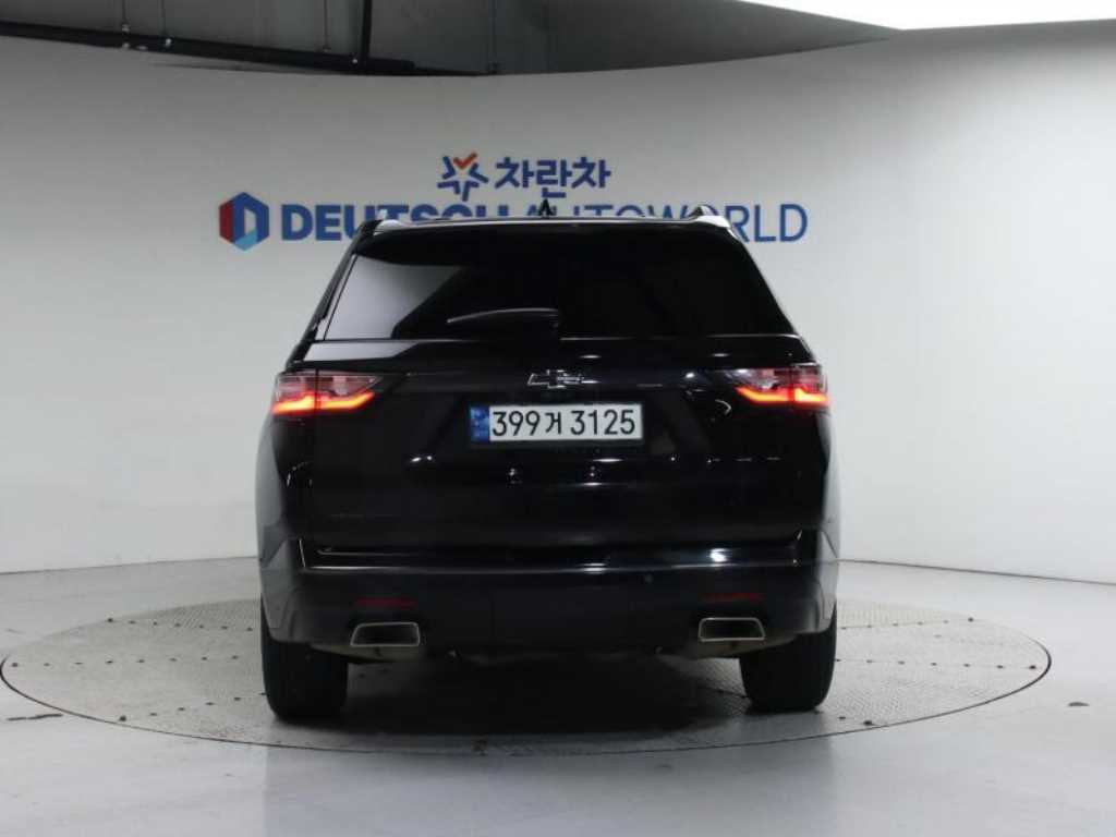 Chevrolet Travers - Vista 4