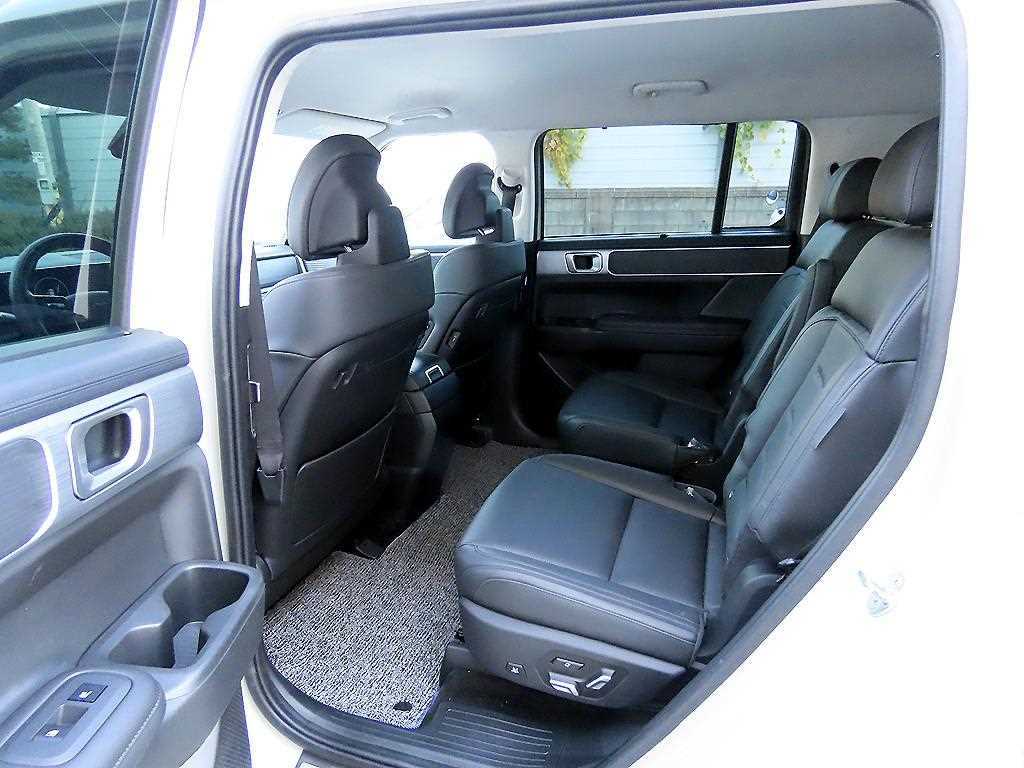 HYUNDAI Santa Fe - Vista 6