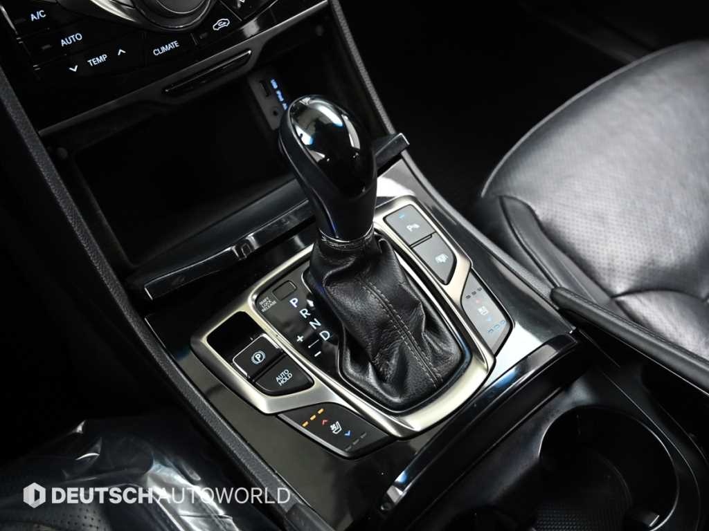 HYUNDAI Grandeur - Vista 9