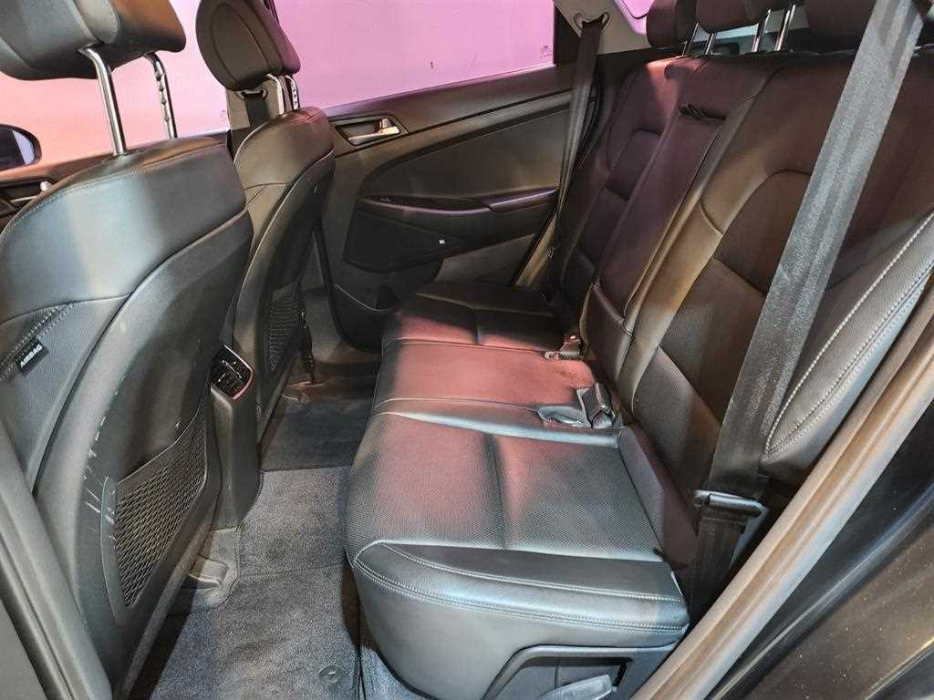 HYUNDAI Tucson - Vista 7