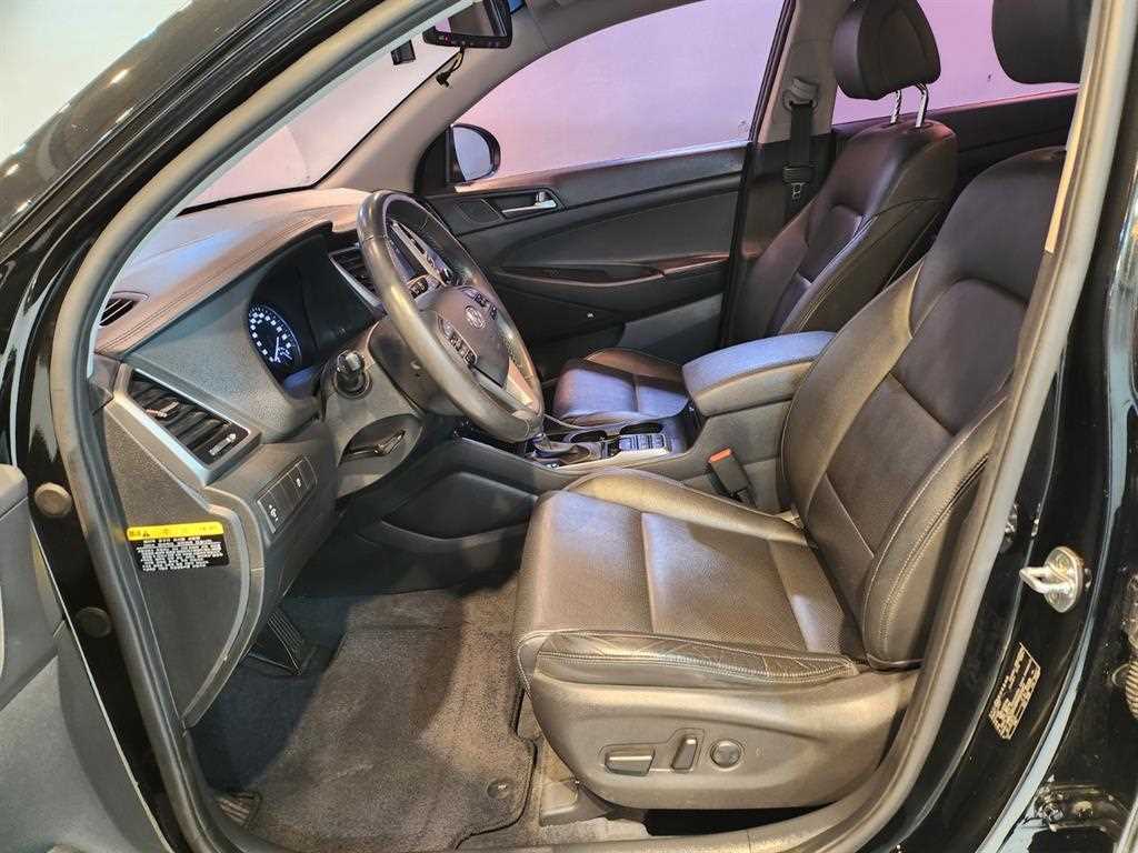 HYUNDAI Tucson - Vista 11