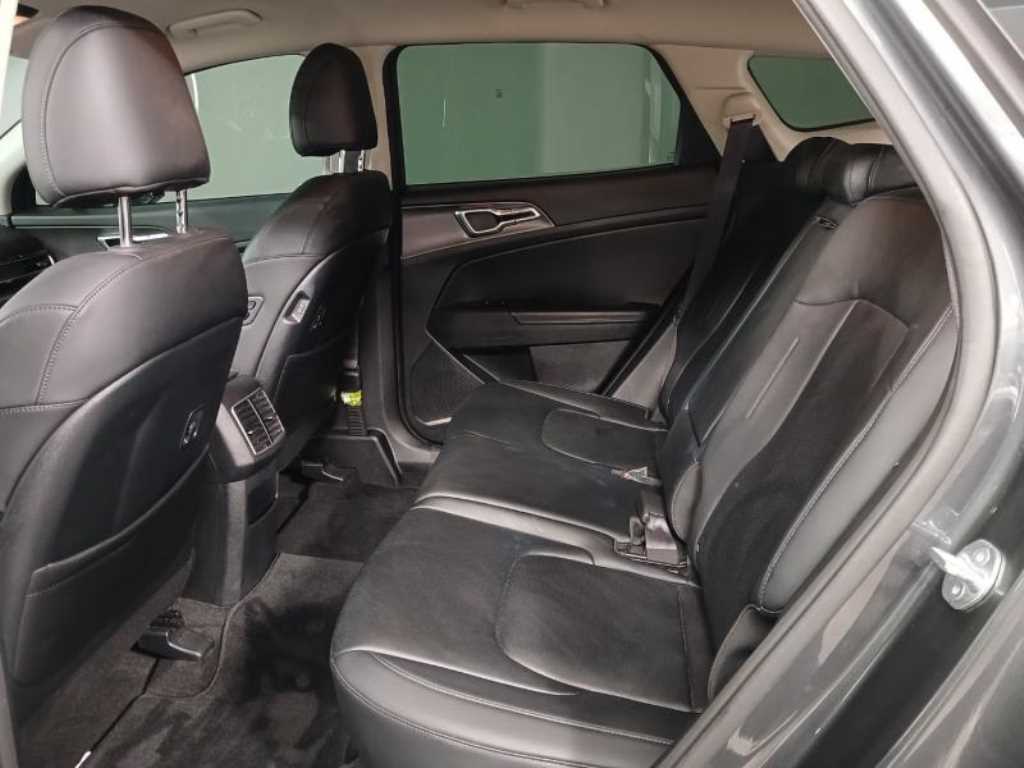 KIA Sportage - Vista 8