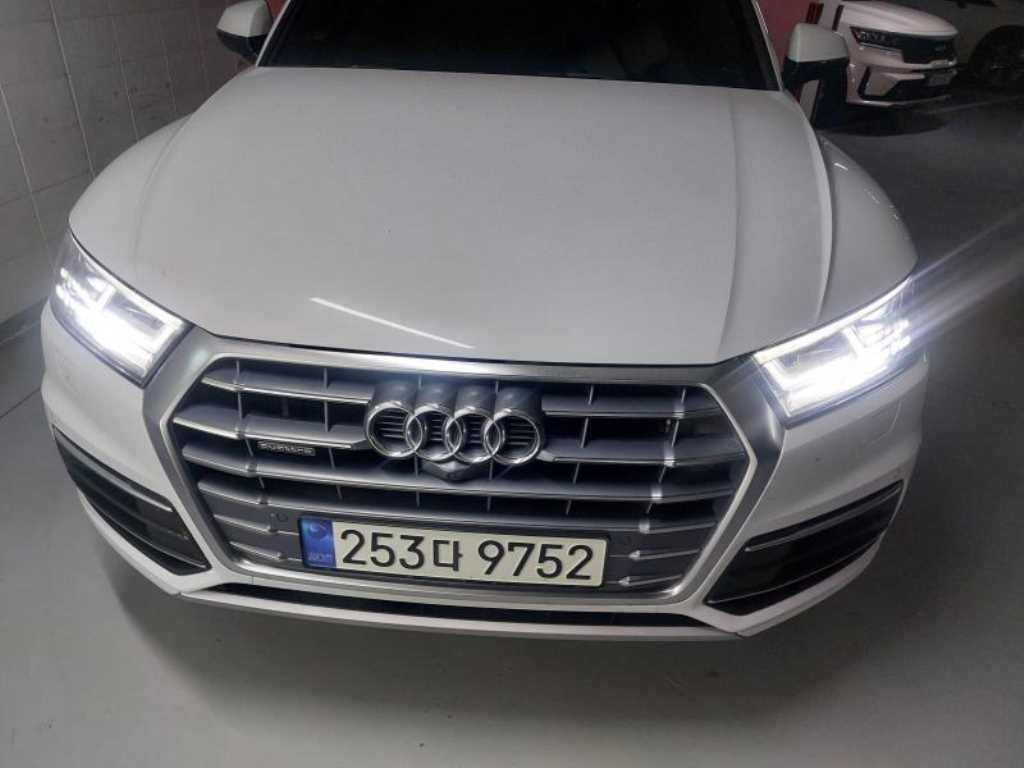 Audi Q5 2020 Blanco - Importación desde Corea - HF Imports Iquique - Foto 1