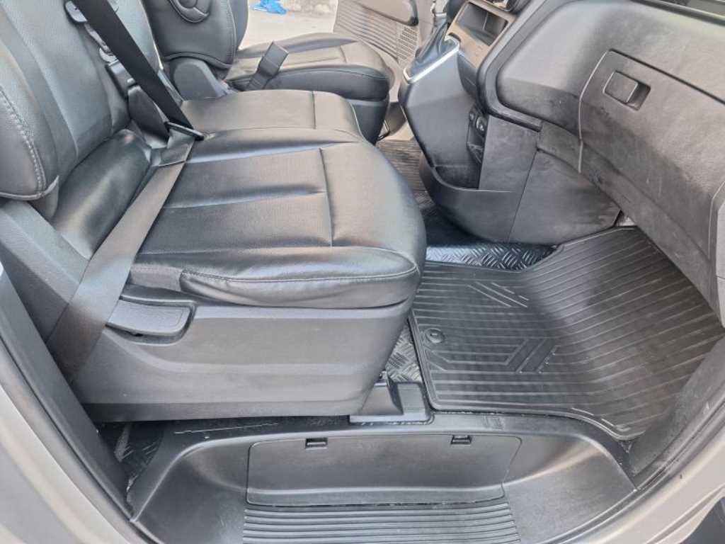 HYUNDAI Staria - Vista 7