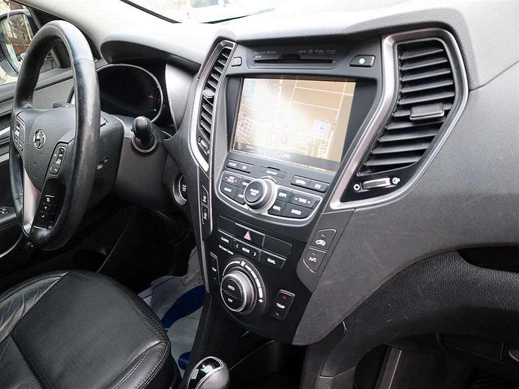 HYUNDAI Santa Fe - Vista 11