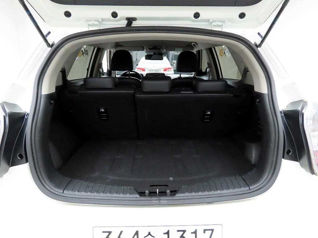 Ssangyong Tivoli - Vista 5