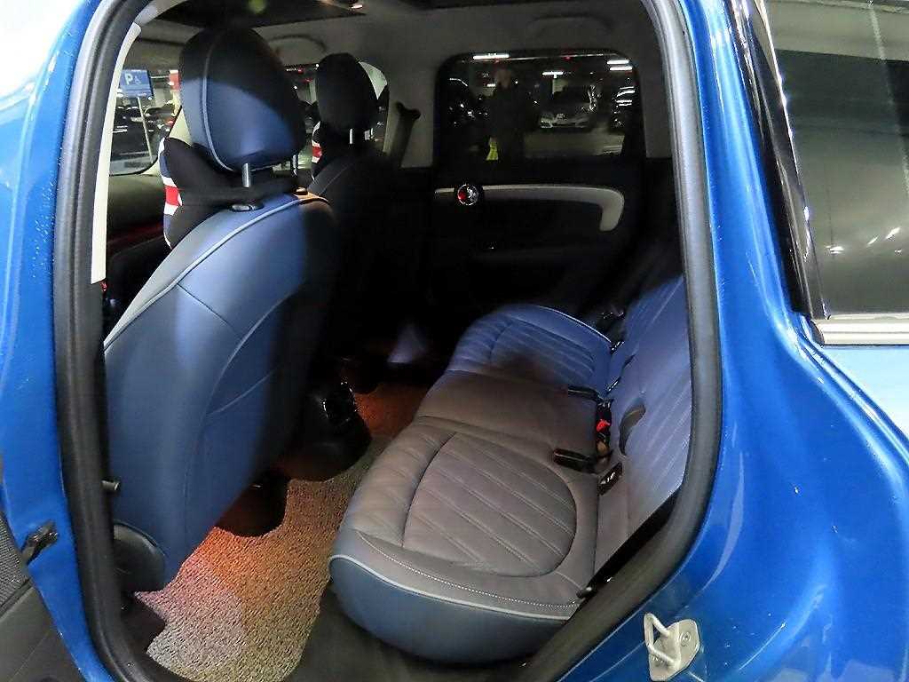 Mini Countryman - Vista 7