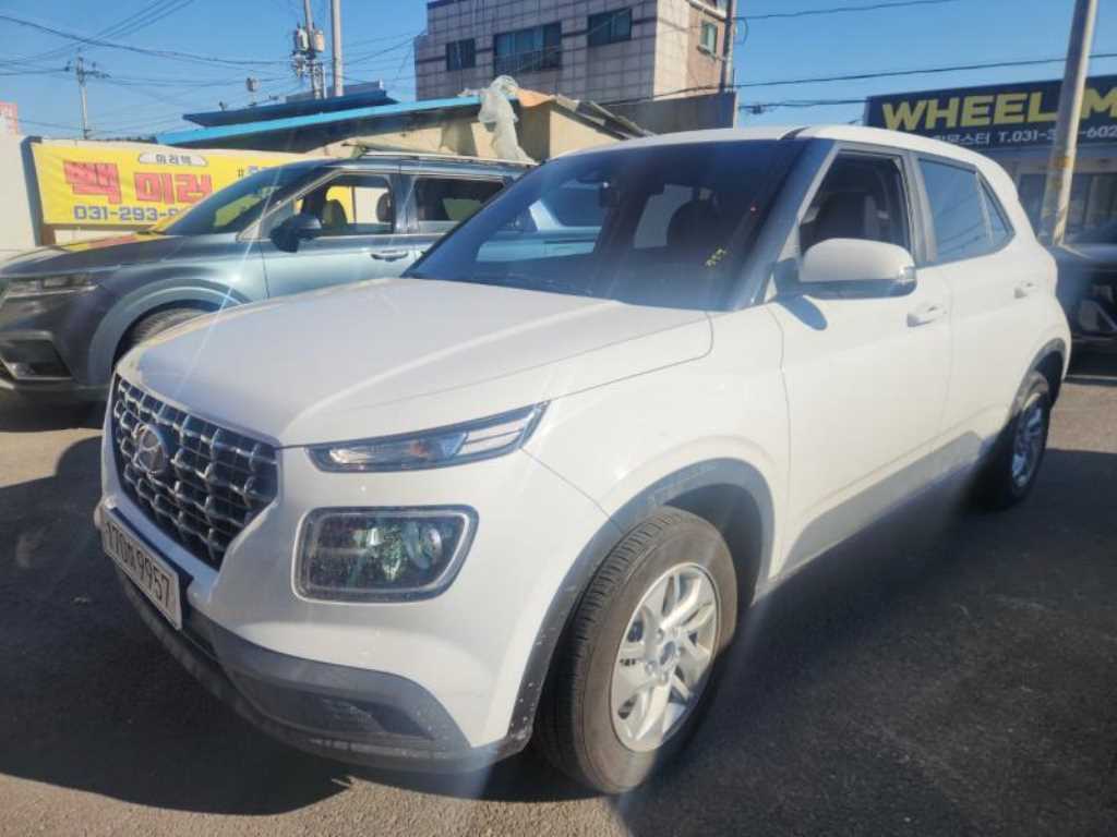 HYUNDAI Venue - Vista 2