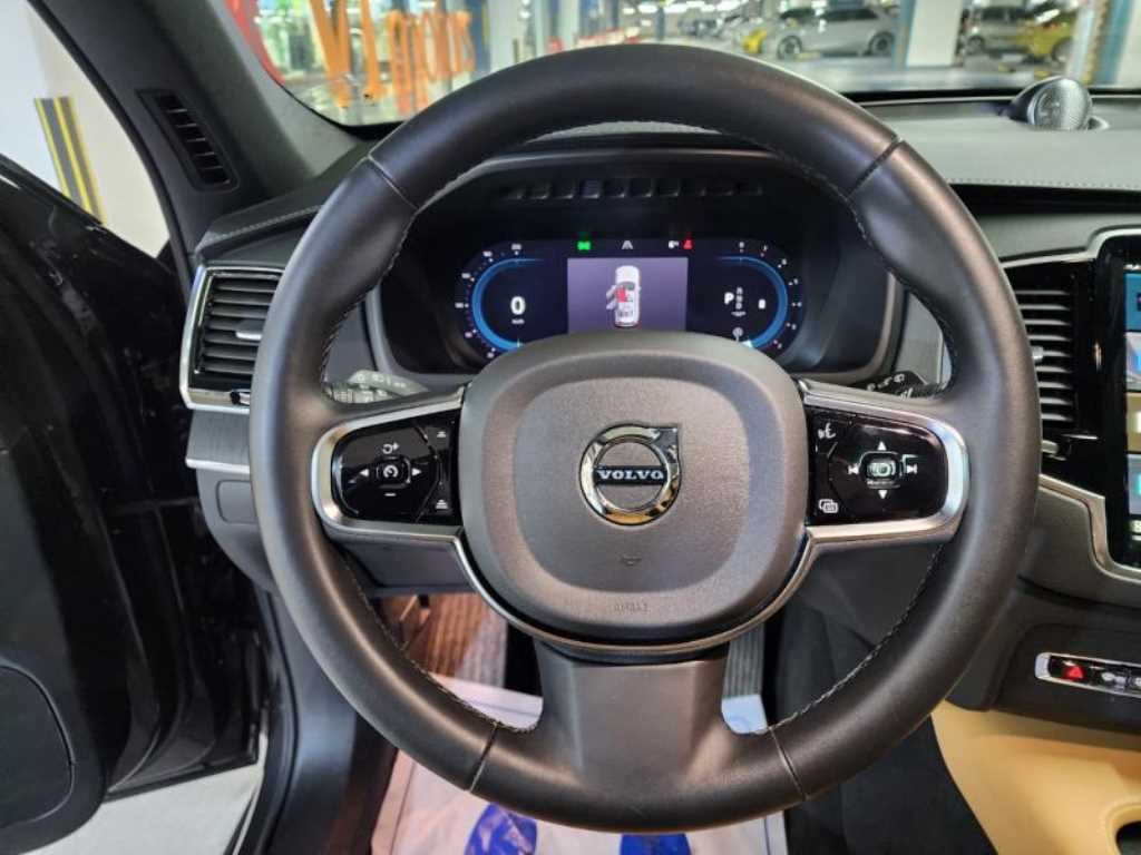 Volvo XC90 - Vista 11