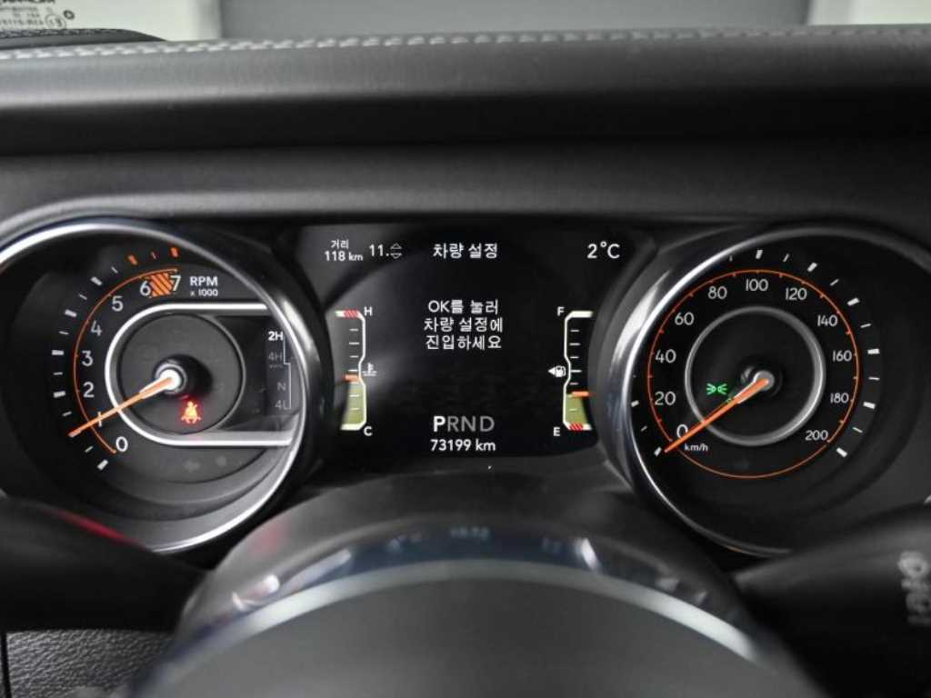 Jeep Wrangler - Vista 8