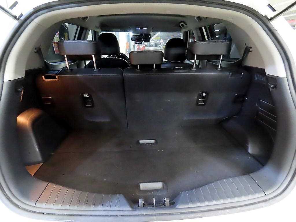 Ssangyong Tivoli 2018 Blanco - Importación desde Corea - HF Imports Iquique - Foto 16