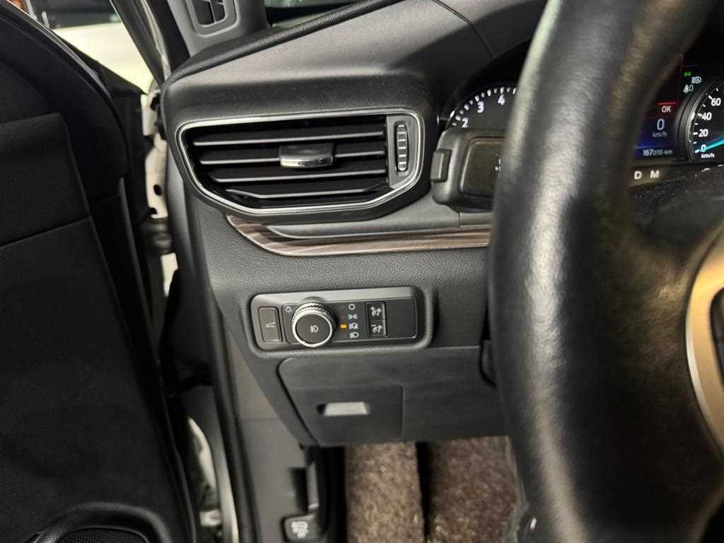 Ford Explorer - Vista 10