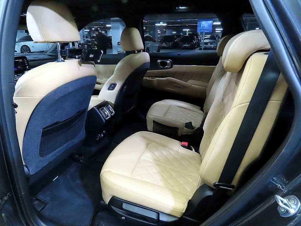 KIA Sorento - Vista 7