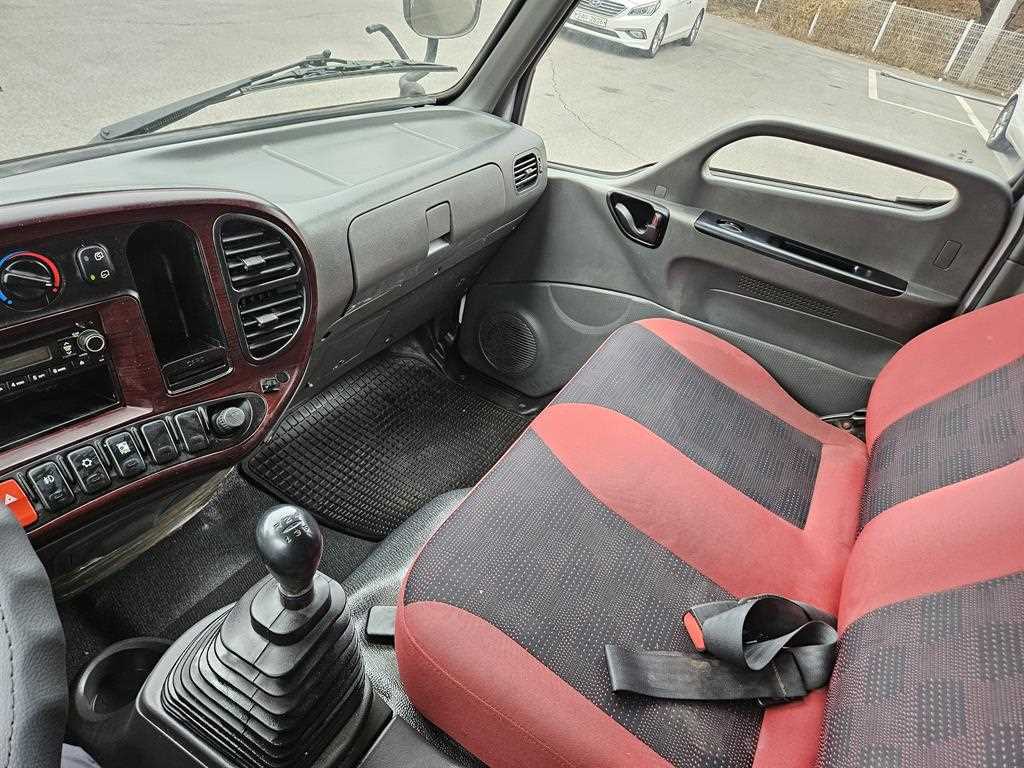 medium and large cargo Cargo 2014 Blanco - Importación desde Corea - HF Imports Iquique - Foto 19