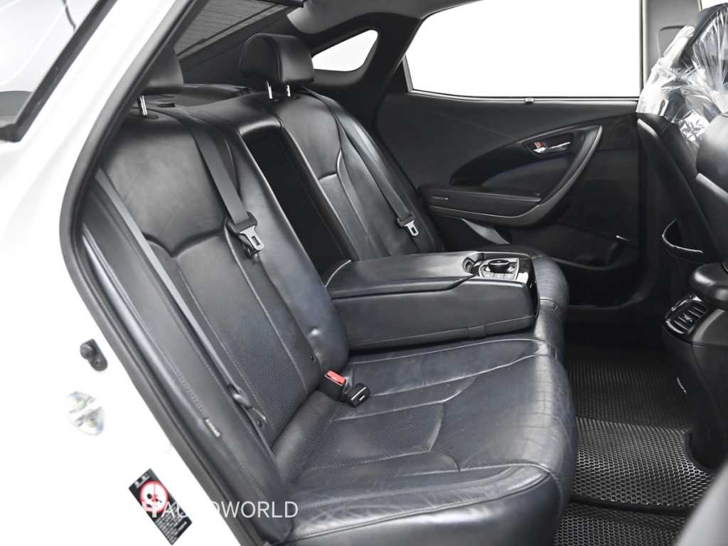 HYUNDAI Grandeur - Vista 12