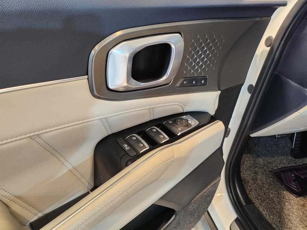 KIA Sorento - Vista 12