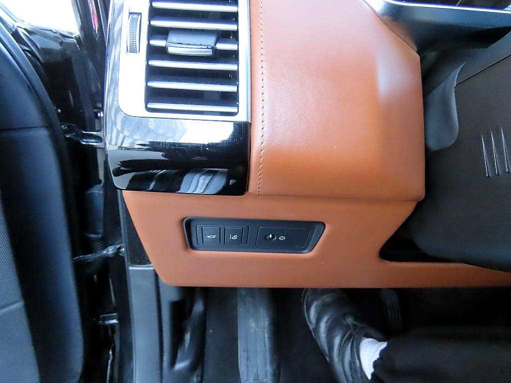 Land Rover Range Rover - Vista 11