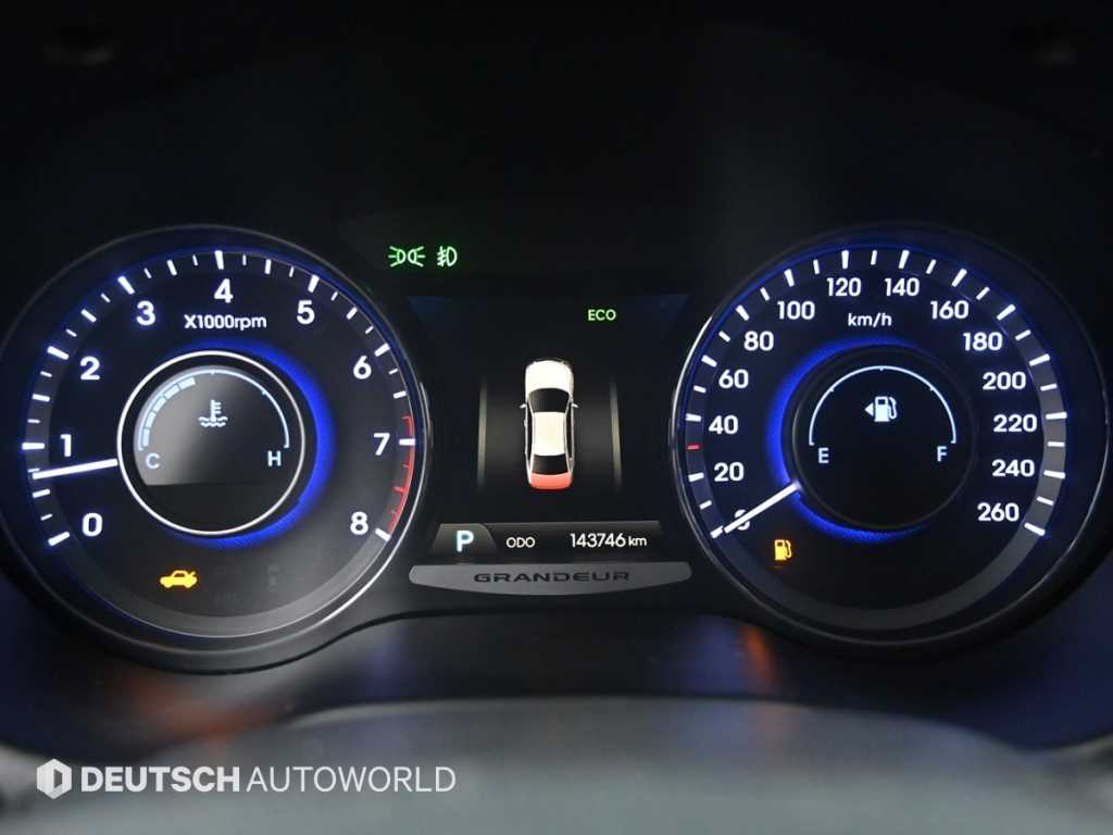 HYUNDAI Grandeur - Vista 8