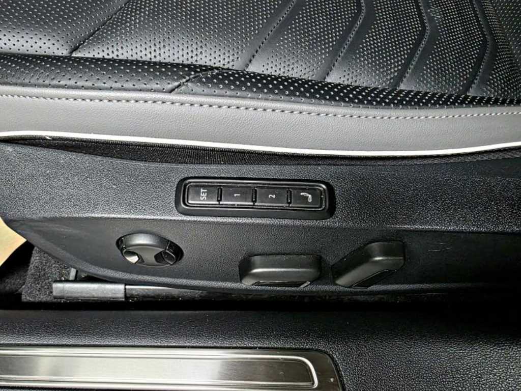 Volkswagen Arteon - Vista 12