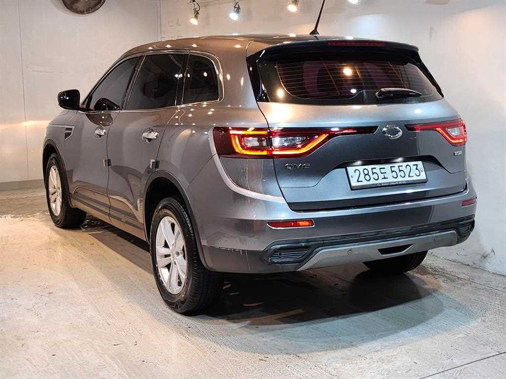 SAMSUNG QM6 - Vista 4