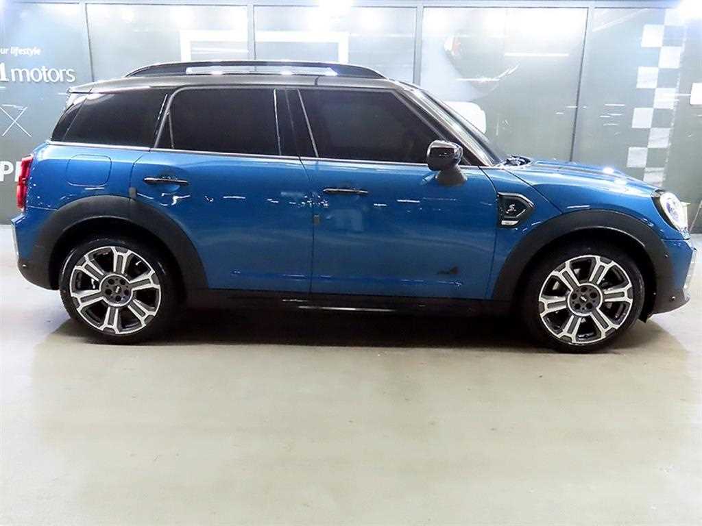 Mini Countryman - Vista 3