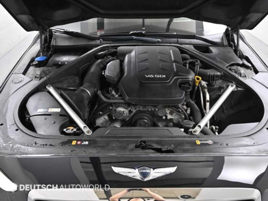 Genesis EQ900 - Vista 6