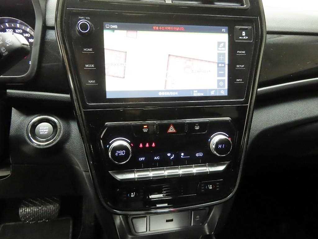 Ssangyong Tivoli - Vista 10