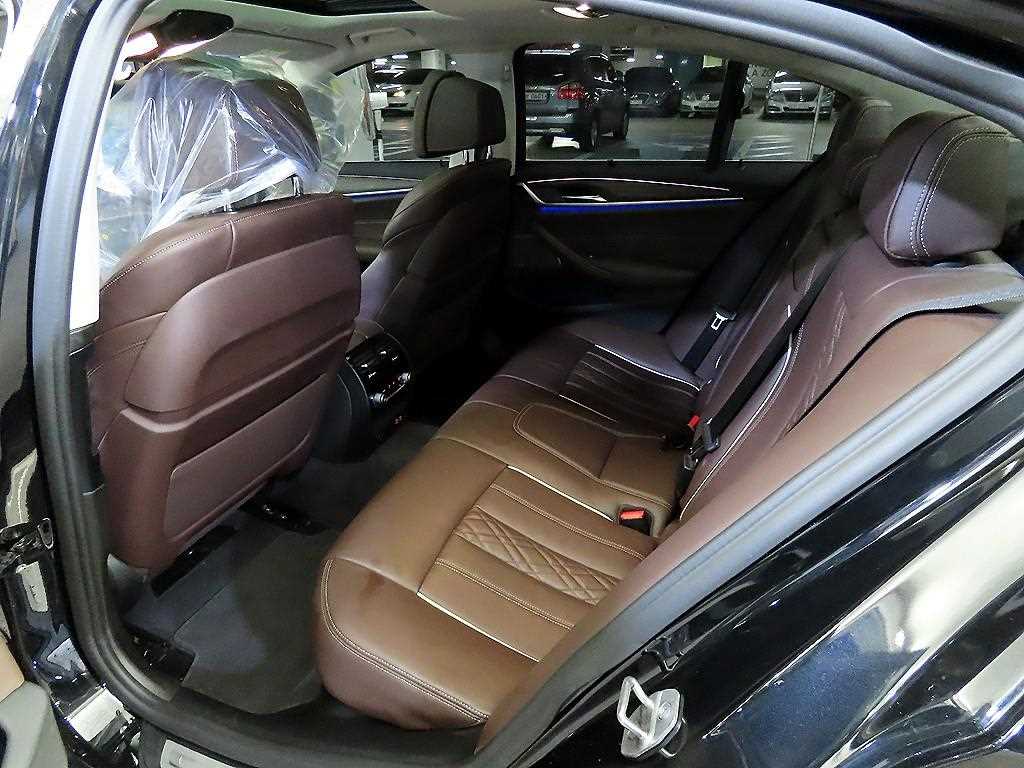 BMW 5 Series - Vista 7