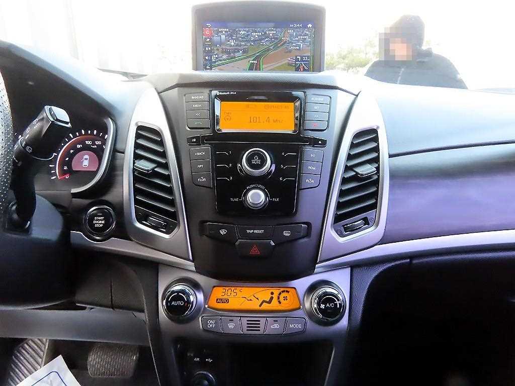 Ssangyong Korando 2015 Gris - Importación desde Corea - HF Imports Iquique - Foto 15