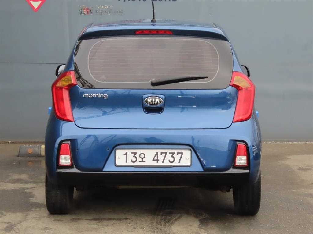 KIA Morning - Vista 4