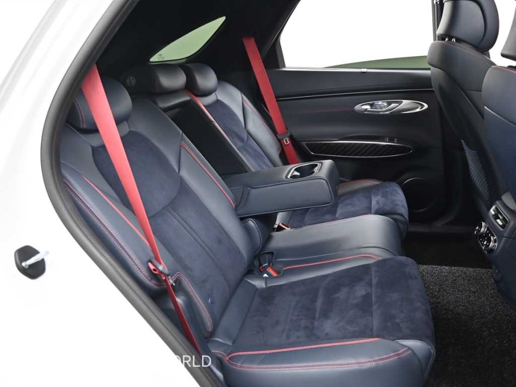 Genesis GV70 - Vista 12