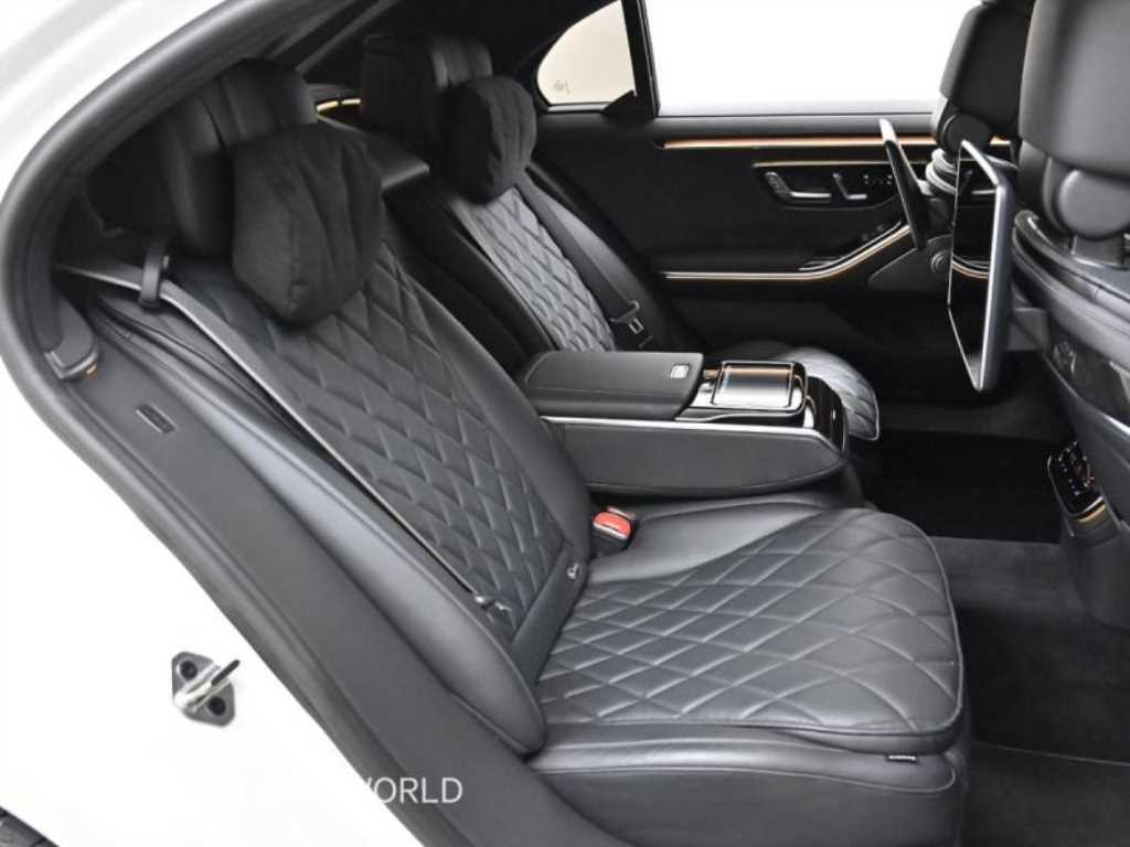 Mercedes Benz S Class - Vista 12