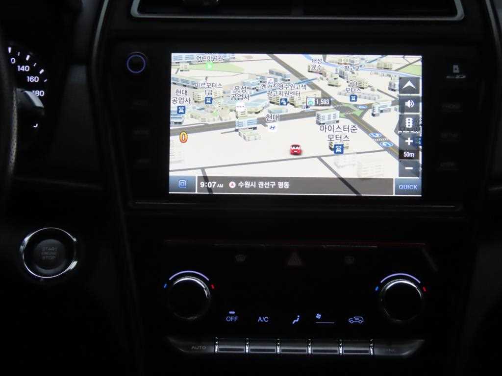 Ssangyong Tivoli - Vista 12