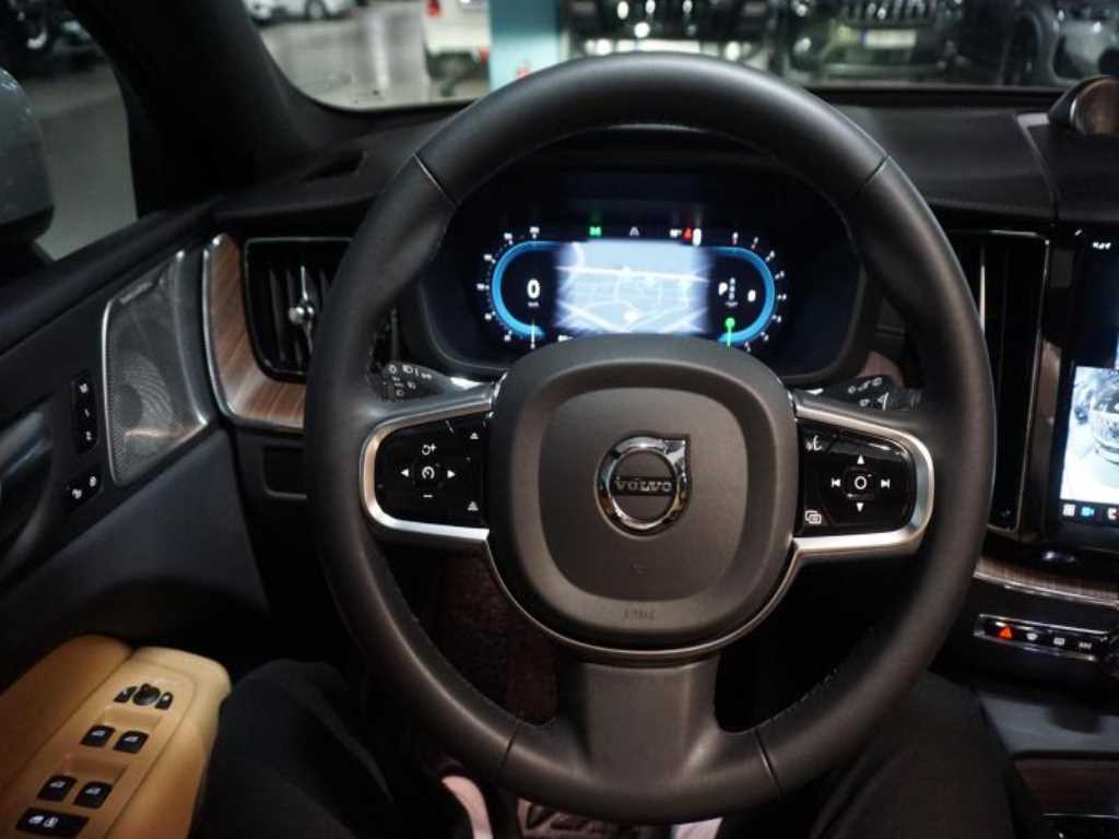 Volvo XC60 - Vista 6