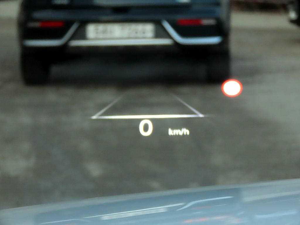 Genesis G80 - Vista 10