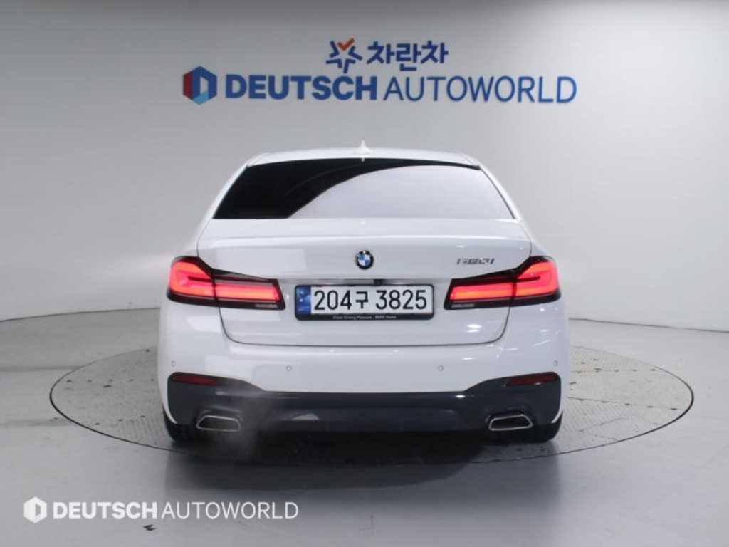 BMW 5 Series - Vista 4